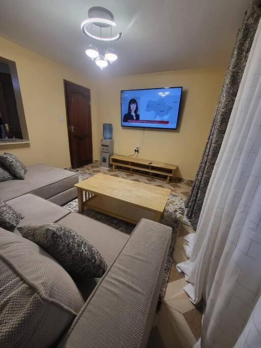 Amazon House 2 Bedroom House Naivasha Bagian luar foto